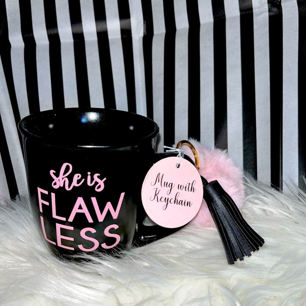 Coffee mug with key chain and pom pom